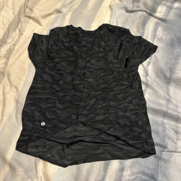 Lululemon Swift Speed T shirt size 6 - Picture 1 of 2